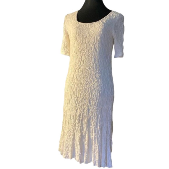 ๐
บSNO Skins NWT. White stretch textured dress. Size medium - Picture 8 of 15